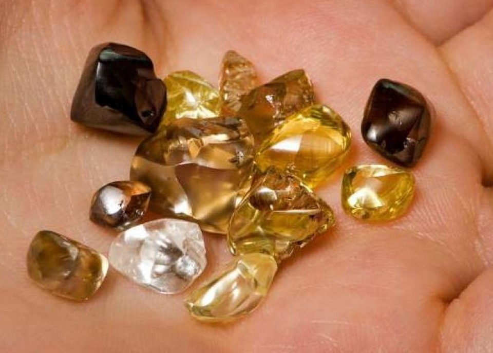 Diferentes colores de diamantes que puedes encontrar